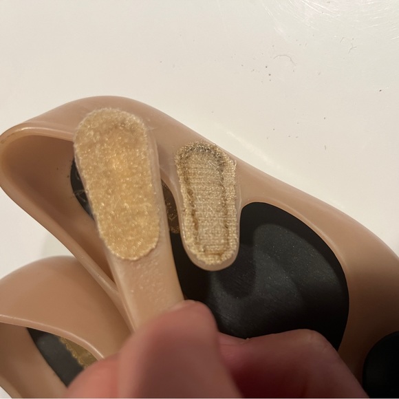 Mini Melissa Mary Jane Flats with Bow - Picture 4 of 13